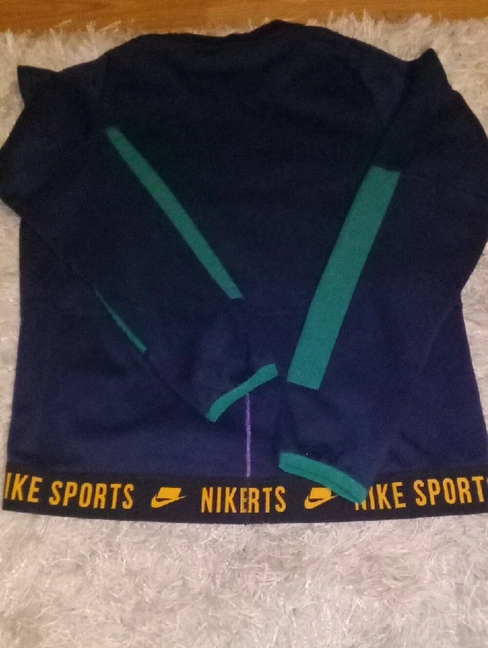 Nike sporty crewneck